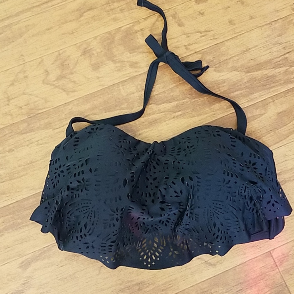 Black/lace bathing suit top, D/DD. Never worn